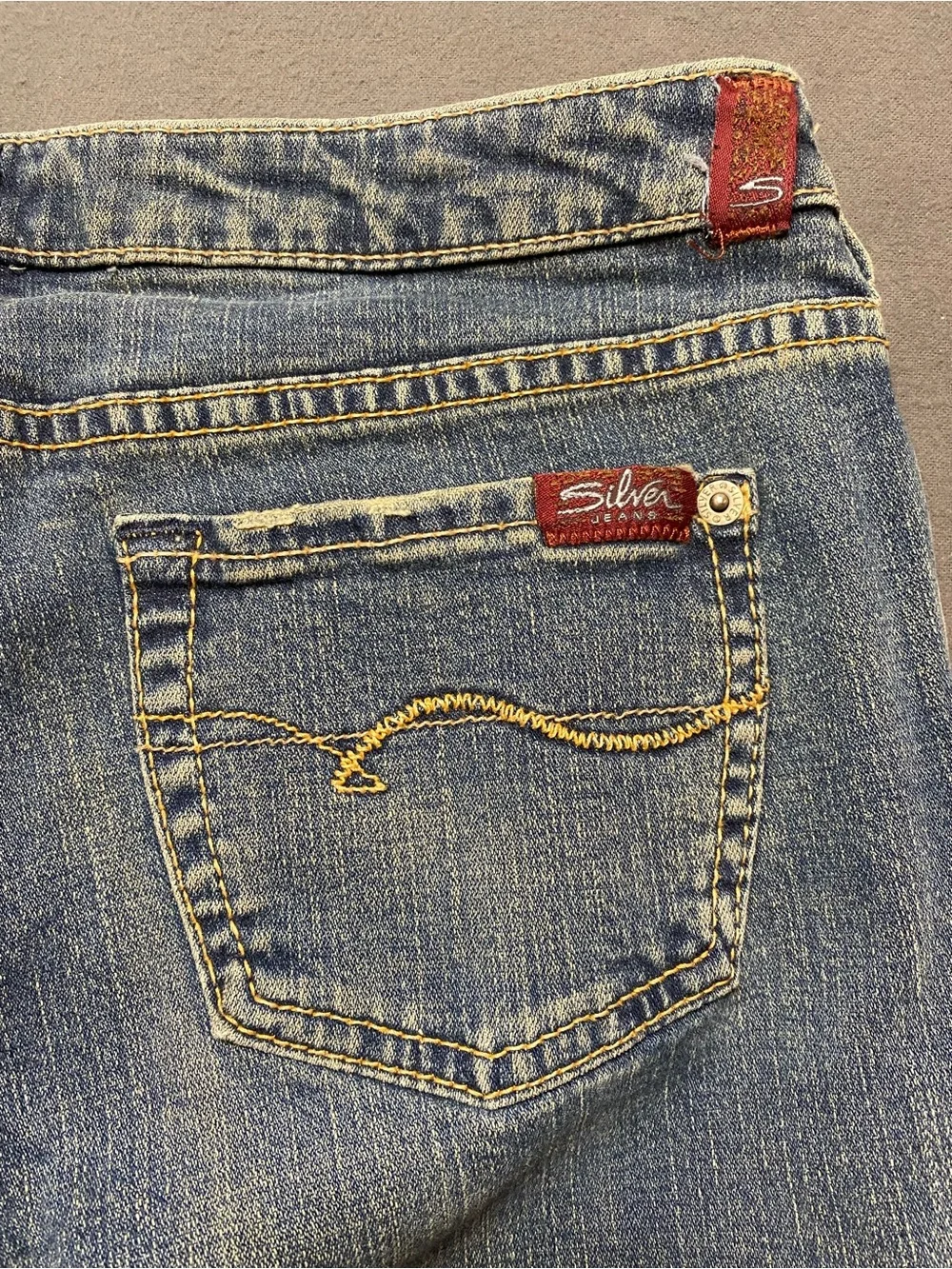 Silver Jeans Light Wash Flare Jeans Medium Wash Bootcut Size 28/35
